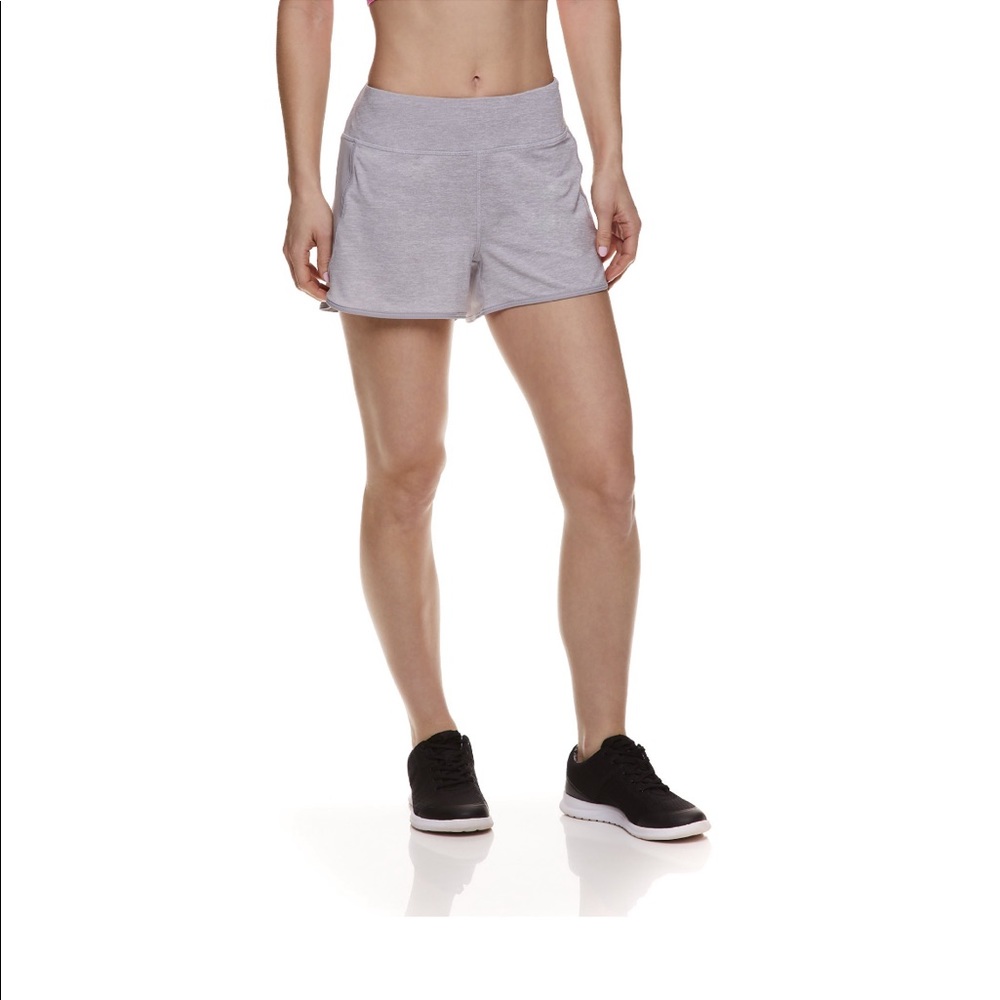 FINAL SALE Reebok Women’s Training Shorts Size: XL